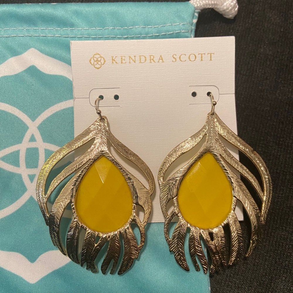 Kendra Scott Elena Earrings